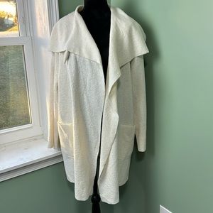 NWT Marla Wynne cream jacket, large